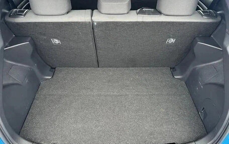 Toyota Yaris, 2023 год, 1 076 018 рублей, 20 фотография