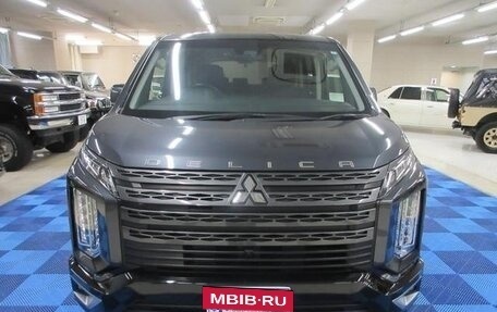 Mitsubishi Delica D:5 I, 2022 год, 2 850 000 рублей, 5 фотография