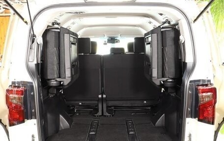 Mitsubishi Delica D:5 I, 2023 год, 2 940 000 рублей, 31 фотография