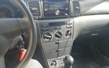 Toyota Corolla, 2004 год, 435 000 рублей, 7 фотография