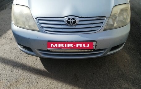 Toyota Corolla, 2004 год, 435 000 рублей, 1 фотография