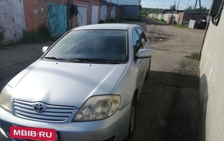 Toyota Corolla, 2004 год, 435 000 рублей, 9 фотография