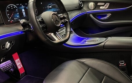 Mercedes-Benz E-Класс, 2022 год, 5 300 000 рублей, 11 фотография