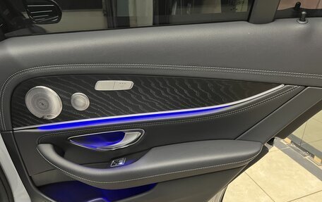 Mercedes-Benz E-Класс, 2022 год, 5 300 000 рублей, 17 фотография