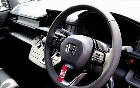 Honda Stepwgn, 2022 год, 2 225 000 рублей, 9 фотография