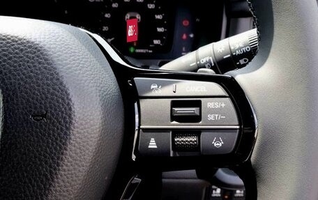 Honda Stepwgn, 2022 год, 2 225 000 рублей, 11 фотография
