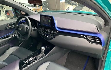 Toyota C-HR I рестайлинг, 2021 год, 1 655 000 рублей, 9 фотография
