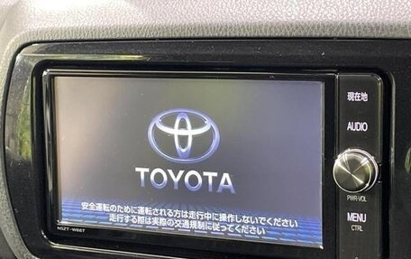 Toyota Vitz, 2017 год, 870 000 рублей, 9 фотография