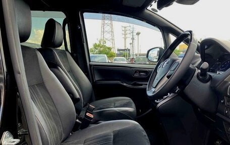 Toyota Esquire I, 2020 год, 1 722 000 рублей, 8 фотография