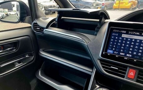 Toyota Esquire I, 2020 год, 1 722 000 рублей, 15 фотография