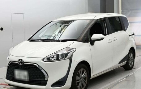 Toyota Sienta II, 2020 год, 1 070 000 рублей, 1 фотография
