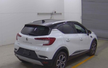 Renault Captur II, 2021 год, 1 040 000 рублей, 4 фотография