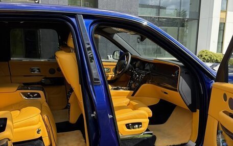 Rolls-Royce Cullinan, 2023 год, 38 500 000 рублей, 6 фотография