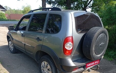 Chevrolet Niva I рестайлинг, 2014 год, 530 000 рублей, 3 фотография