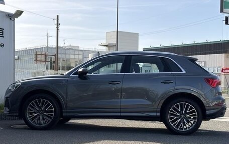 Audi Q3, 2022 год, 3 000 000 рублей, 4 фотография