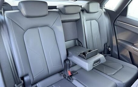Audi Q3, 2022 год, 3 000 000 рублей, 13 фотография