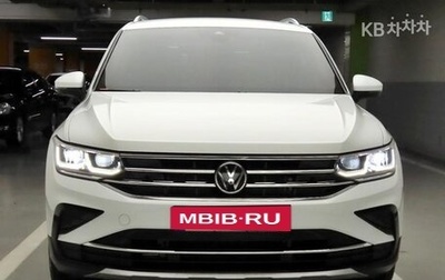 Volkswagen Tiguan II, 2023 год, 3 026 000 рублей, 1 фотография