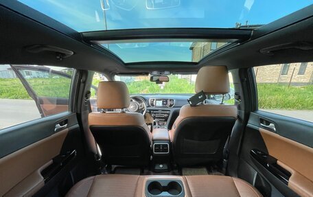 KIA Sportage IV рестайлинг, 2018 год, 2 550 000 рублей, 15 фотография