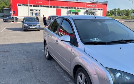 Ford Focus II рестайлинг, 2005 год, 320 000 рублей, 2 фотография