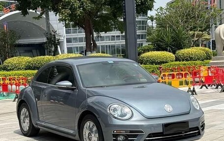 Volkswagen Beetle, 2019 год, 1 310 333 рублей, 3 фотография