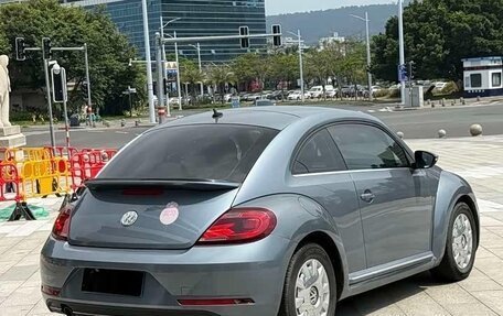Volkswagen Beetle, 2019 год, 1 310 333 рублей, 6 фотография