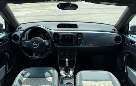 Volkswagen Beetle, 2019 год, 1 310 333 рублей, 7 фотография