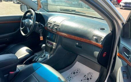 Toyota Avensis III рестайлинг, 2006 год, 909 000 рублей, 12 фотография