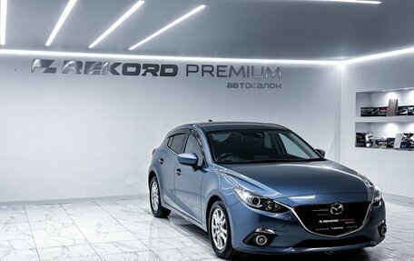 Mazda Axela, 2016 год, 1 100 000 рублей, 2 фотография