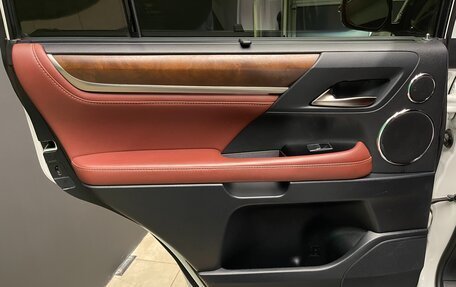 Lexus LX III, 2015 год, 5 800 000 рублей, 19 фотография