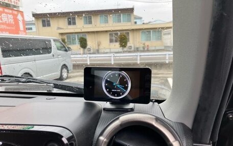 Suzuki Jimny, 2022 год, 1 750 000 рублей, 16 фотография
