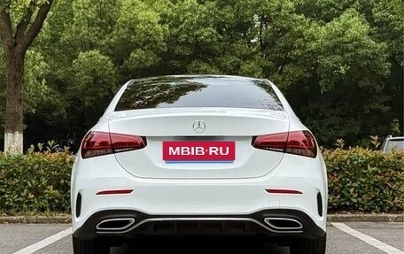 Mercedes-Benz A-Класс, 2022 год, 1 680 000 рублей, 5 фотография