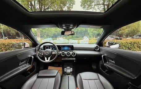 Mercedes-Benz A-Класс, 2022 год, 1 680 000 рублей, 6 фотография