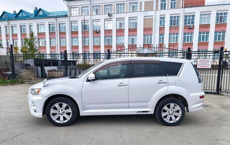 Mitsubishi Outlander III рестайлинг 3, 2010 год, 1 275 000 рублей, 5 фотография