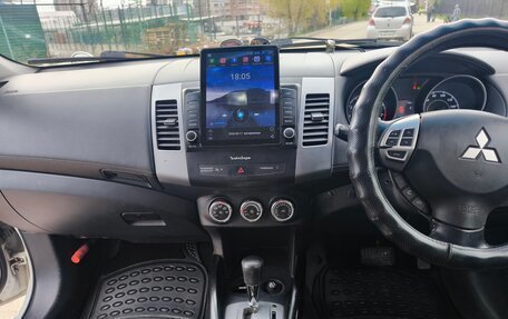 Mitsubishi Outlander III рестайлинг 3, 2010 год, 1 275 000 рублей, 7 фотография
