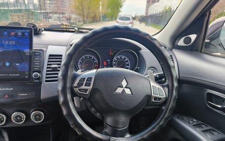 Mitsubishi Outlander III рестайлинг 3, 2010 год, 1 275 000 рублей, 8 фотография