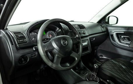 Skoda Fabia II, 2013 год, 737 987 рублей, 12 фотография