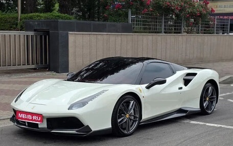 Ferrari 488, 2019 год, 19 600 776 рублей, 2 фотография