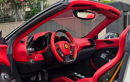 Ferrari 488, 2019 год, 19 600 776 рублей, 7 фотография