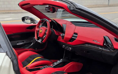 Ferrari 488, 2019 год, 19 600 776 рублей, 9 фотография