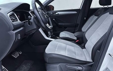 Volkswagen T-Roc I, 2023 год, 1 460 000 рублей, 10 фотография