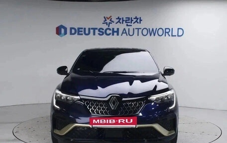 Renault Arkana I, 2023 год, 1 300 000 рублей, 2 фотография