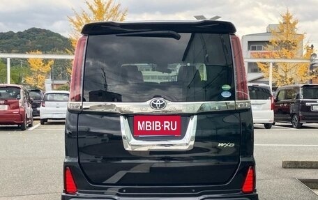 Toyota Noah III, 2021 год, 1 821 000 рублей, 4 фотография