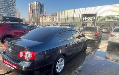 Volkswagen Passat B6, 2008 год, 650 000 рублей, 3 фотография
