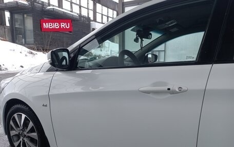 Hyundai Solaris II рестайлинг, 2016 год, 919 000 рублей, 8 фотография