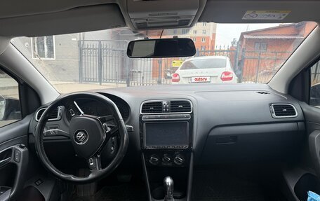Volkswagen Polo VI (EU Market), 2017 год, 1 100 000 рублей, 3 фотография
