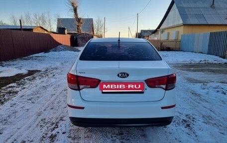 KIA Rio III рестайлинг, 2015 год, 790 000 рублей, 5 фотография
