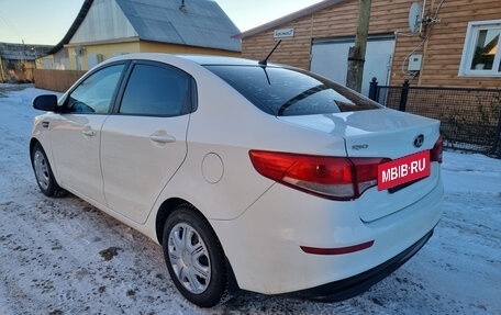 KIA Rio III рестайлинг, 2015 год, 790 000 рублей, 4 фотография