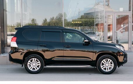 Toyota Land Cruiser Prado 150 рестайлинг 2, 2010 год, 3 250 000 рублей, 4 фотография
