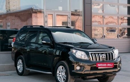 Toyota Land Cruiser Prado 150 рестайлинг 2, 2010 год, 3 250 000 рублей, 3 фотография