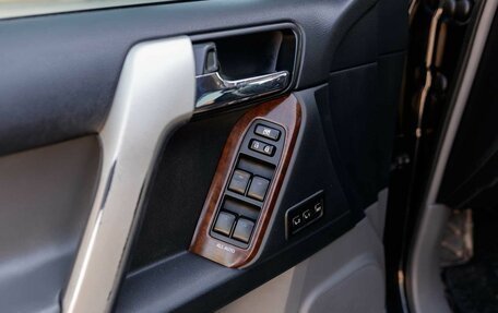 Toyota Land Cruiser Prado 150 рестайлинг 2, 2010 год, 3 250 000 рублей, 18 фотография